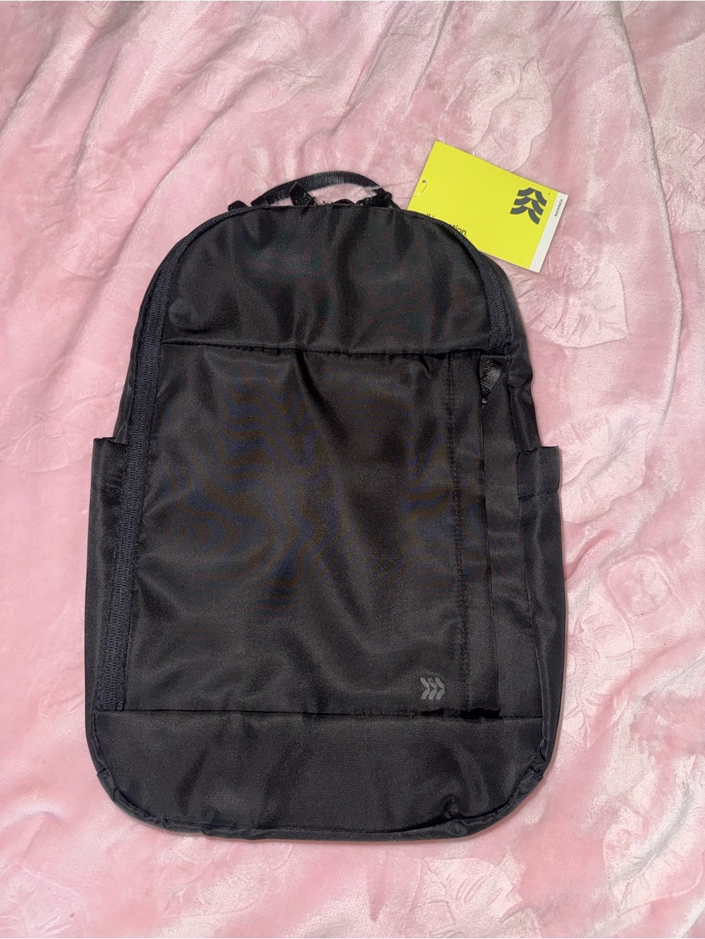 17.5” Lifestyle Black tech backpack with multiple compartments water resistant